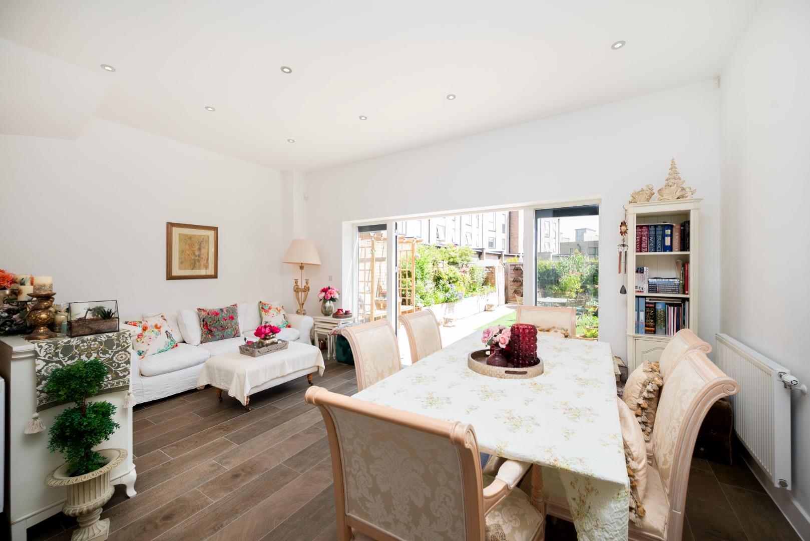 4 bed property in Delta Mews, Millbrook Park, NW7, London